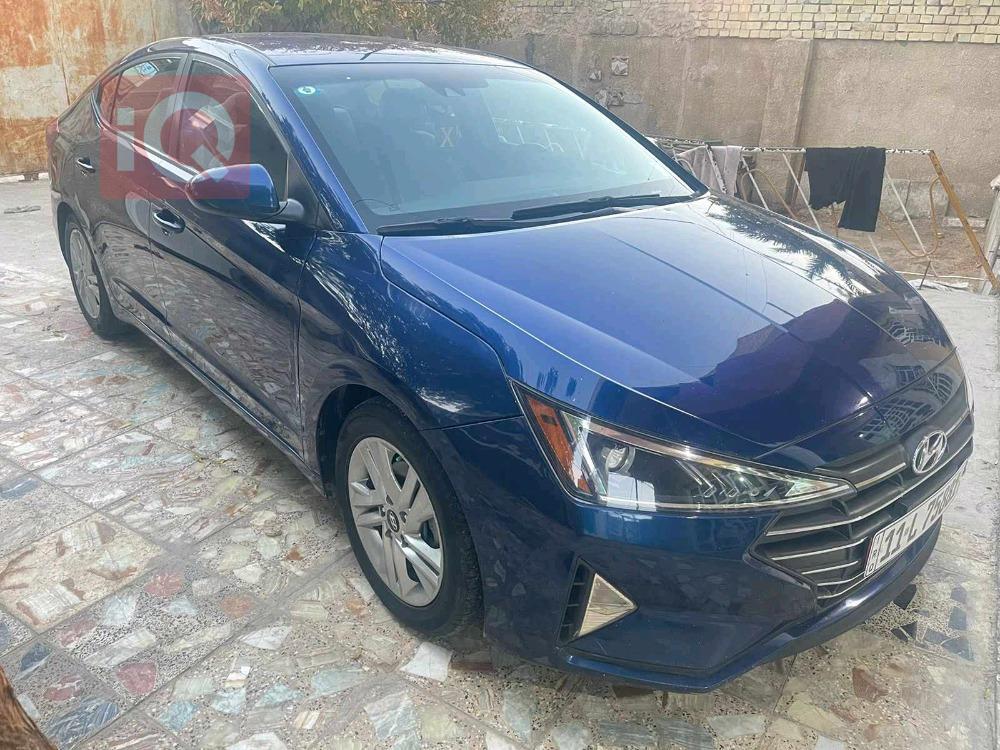 هیوندای ئەلەنترا
